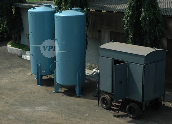 Oil Storage Tanks