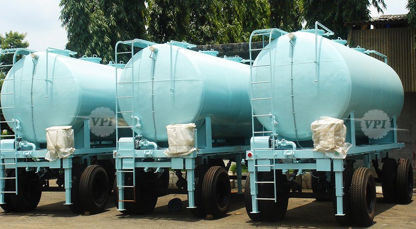 Oil Storage Tanks