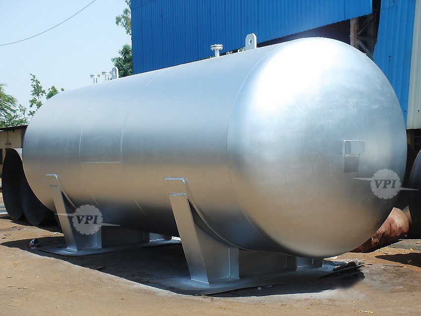 Oil Storage Tanks